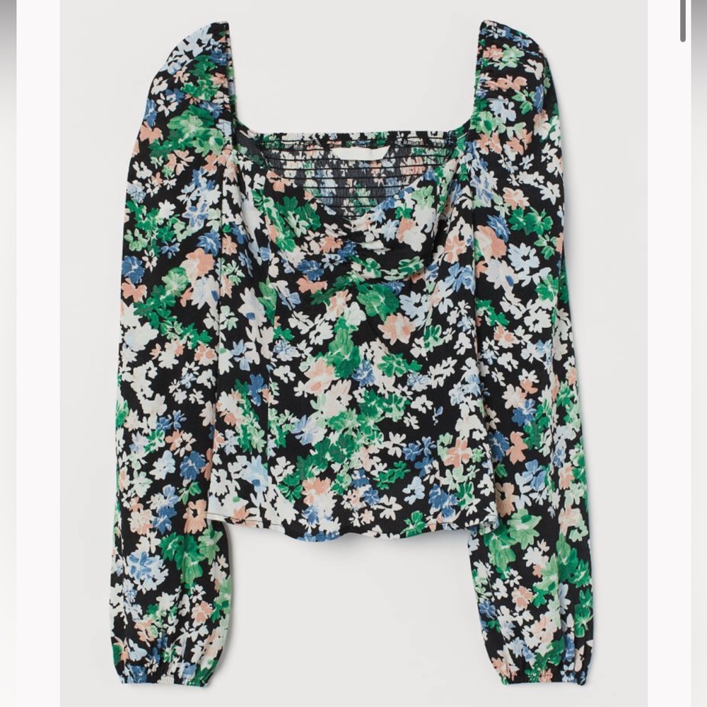Puff Sleeved Floral Blouse